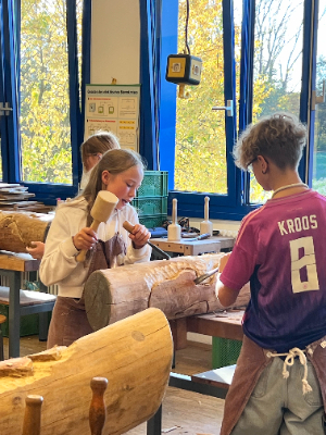 Bildhauer 19 von 25 tn